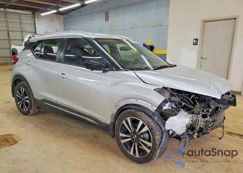 2019 Nissan Kicks S z USA, uszkodzony, nr VIN 3N1CP5CU7KL526509